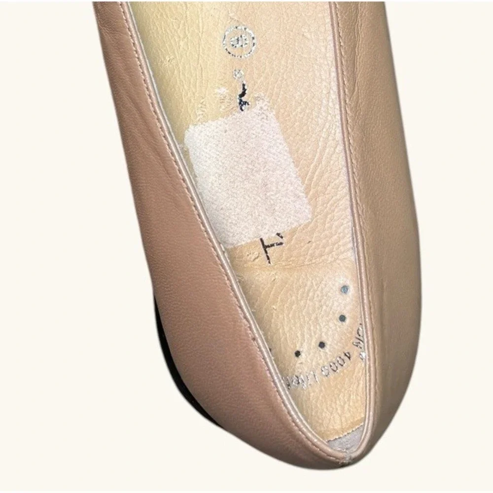 Thom McAn Leather Mary Jane Comfort Shoes‎ Tan Cutout Flats Women's Size 8